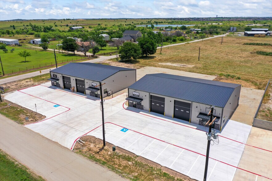 More Photos Of 2036 Seaborn Road Building 3 Suite A, Ponder Warehouse For Lease