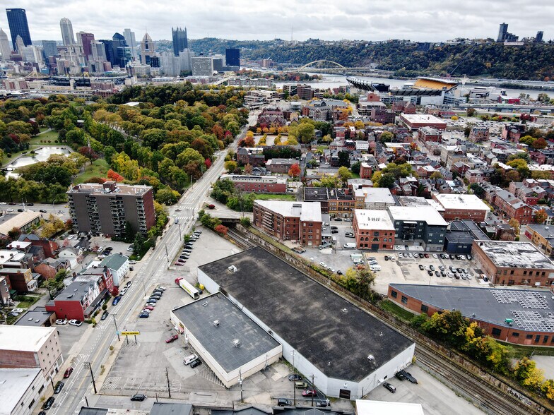 More Photos Of 1201 Brighton Rd, Pittsburgh Warehouse For Lease