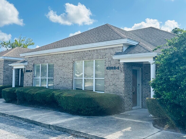 Primary Photo Of 6282 Dupont Station Ct, Jacksonville Medical For Lease