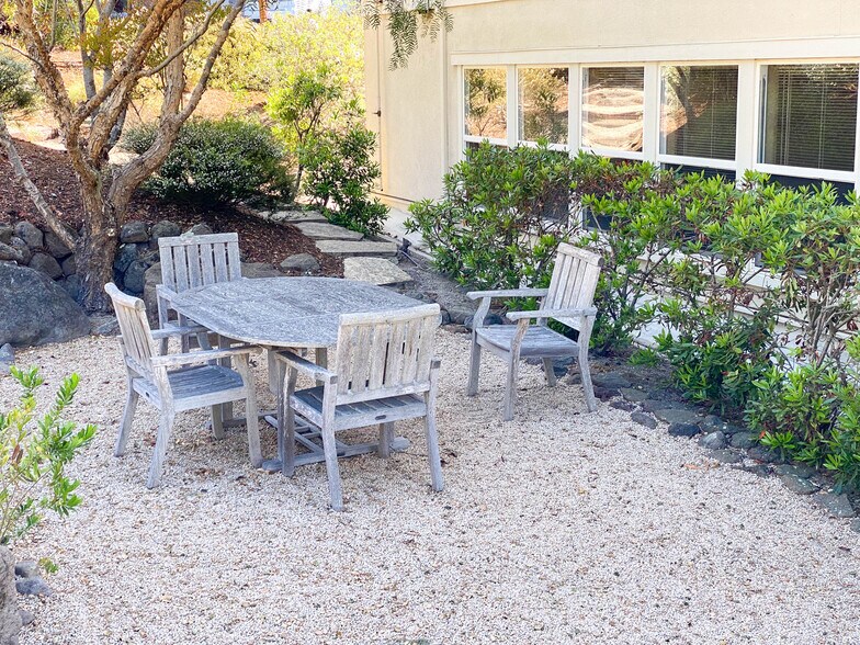 More Photos Of 9825 Blue Larkspur Ln, Monterey Office For Lease