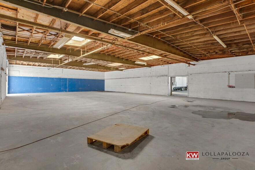 More Photos Of 400-410 S Irwindale Ave, Azusa Warehouse For Lease