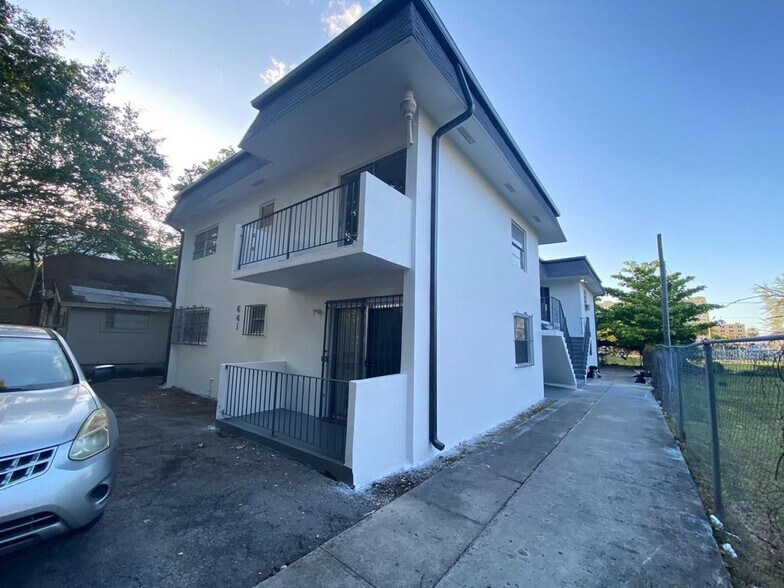 More Photos Of 641 NW 2nd St, Miami Apartments For Sale