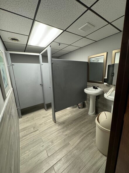 More Photos Of 1130 Perry Hwy, Pittsburgh General Retail For Sale