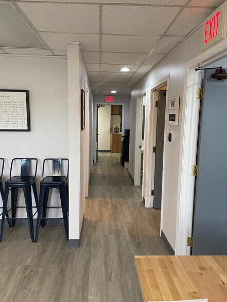 More Photos Of 9459 Lapeer Rd, Davison Office For Lease