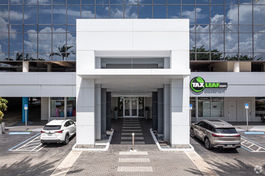 More Photos Of 3111 N University Dr, Coral Springs Office For Lease