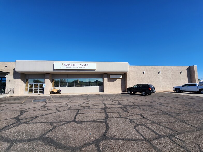 Primary Photo Of 3216 E Cactus Rd, Phoenix Freestanding For Lease