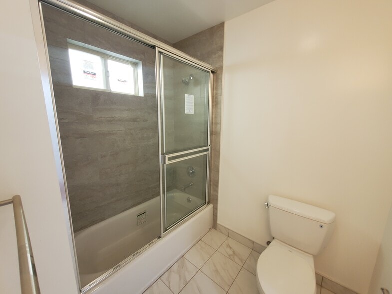 More Photos Of 40-46 37th Ave, San Mateo Storefront Retail Residential For Sale