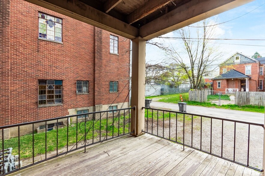 More Photos Of 94 N 20th St, Columbus Apartments For Sale