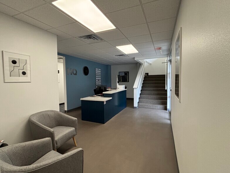 More Photos Of 414 W Parkway St, Denton Loft Creative Space For Sale