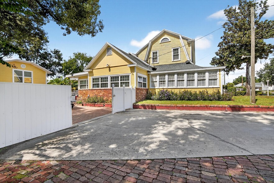 More Photos Of 805 N Wheeler St, Plant City Hospitality For Sale