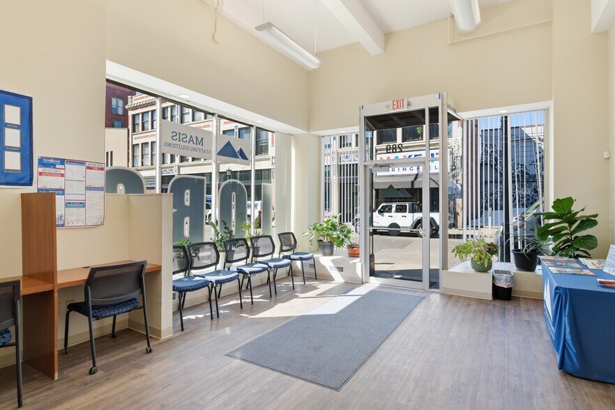 More Photos Of 289-307 Bridge St, Springfield Medical For Sale