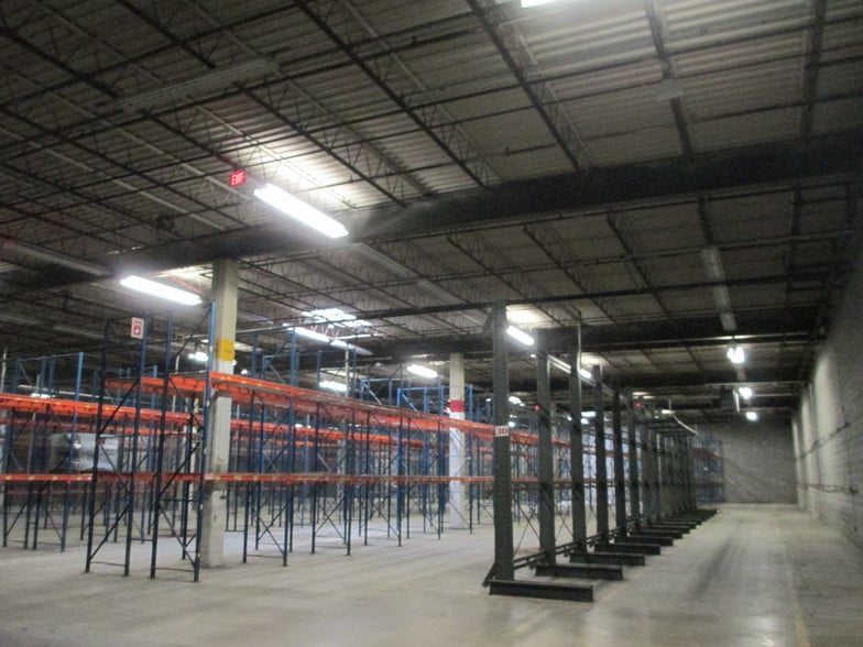 More Photos Of 6295 Edsall Rd, Alexandria Unknown For Lease