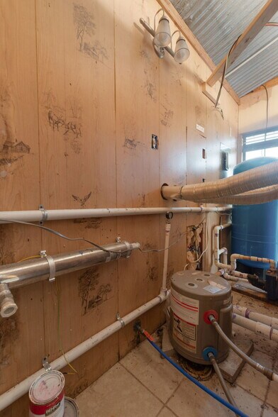 More Photos Of 310 Cortez Trl, Buchanan Dam Trailer Camper Park For Sale