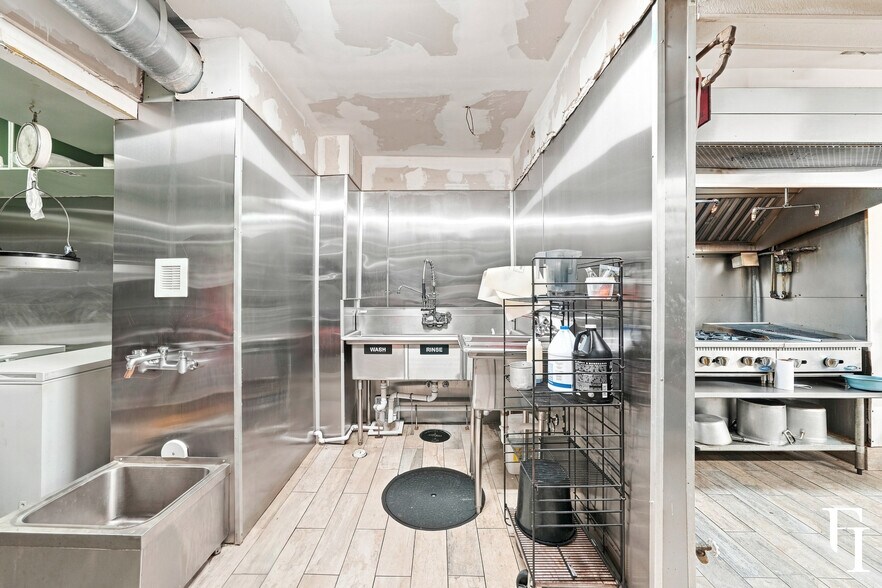 More Photos Of 1353 SW 1st St, Miami Storefront Retail Residential For Sale