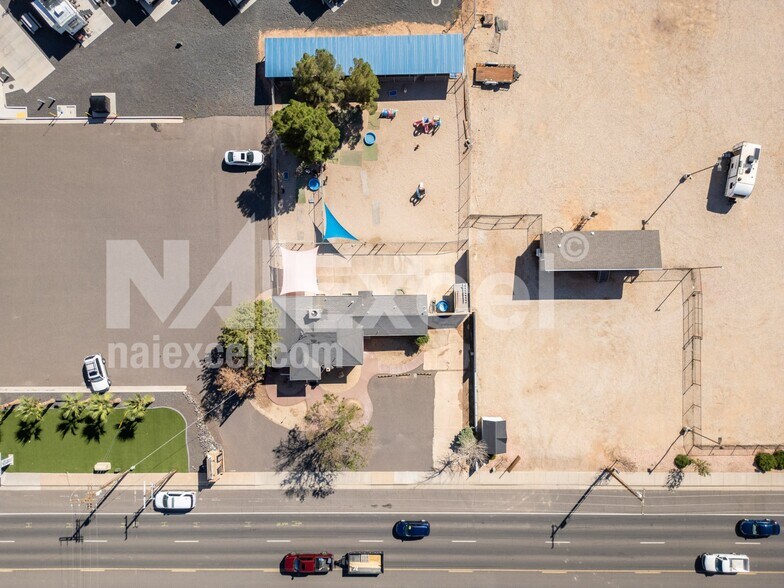 More Photos Of 1545 W State St, Hurricane Veterinarian Kennel For Sale