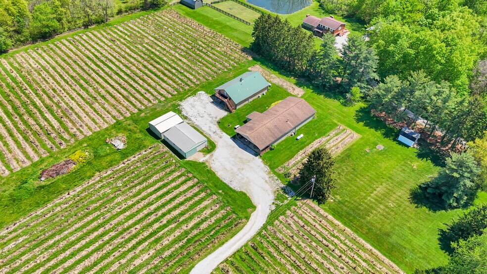 More Photos Of 1900 Winchester Southern Rd, Canal Winchester Winery Vineyard For Sale