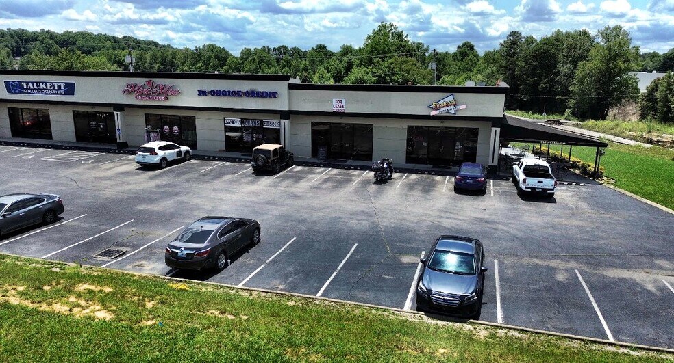 More Photos Of 727 W Cumberland Gap Pky, Corbin Restaurant For Lease