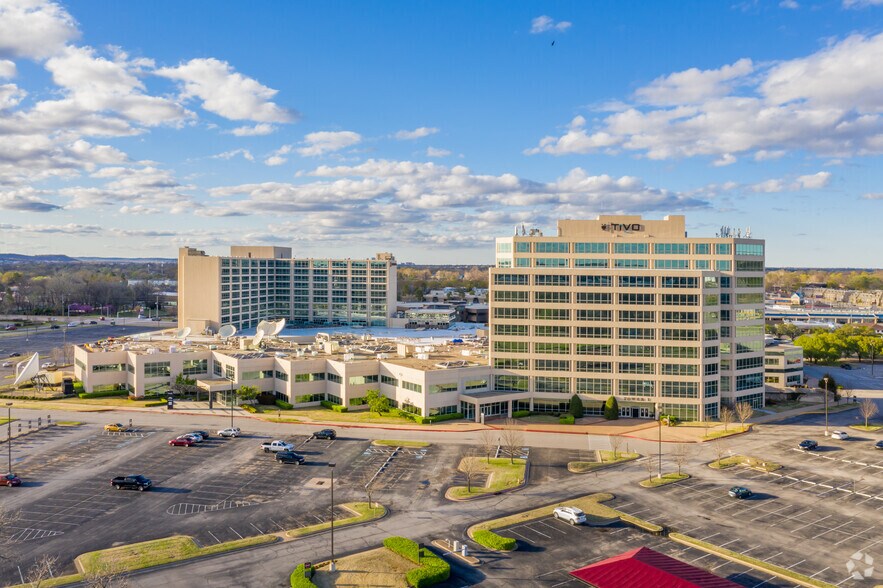 More Photos Of 7130-7140 S Lewis Ave, Tulsa Unknown For Lease