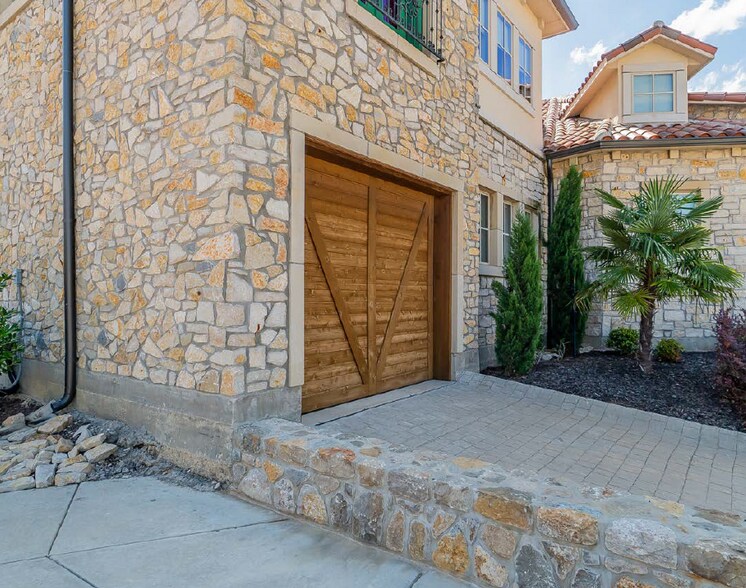 More Photos Of 260 Adriatic Pky, McKinney Office For Lease