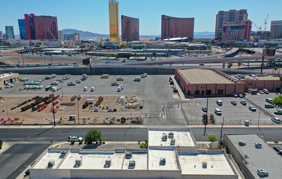 More Photos Of 3375 Aldebaran Ave, Las Vegas Warehouse For Sale