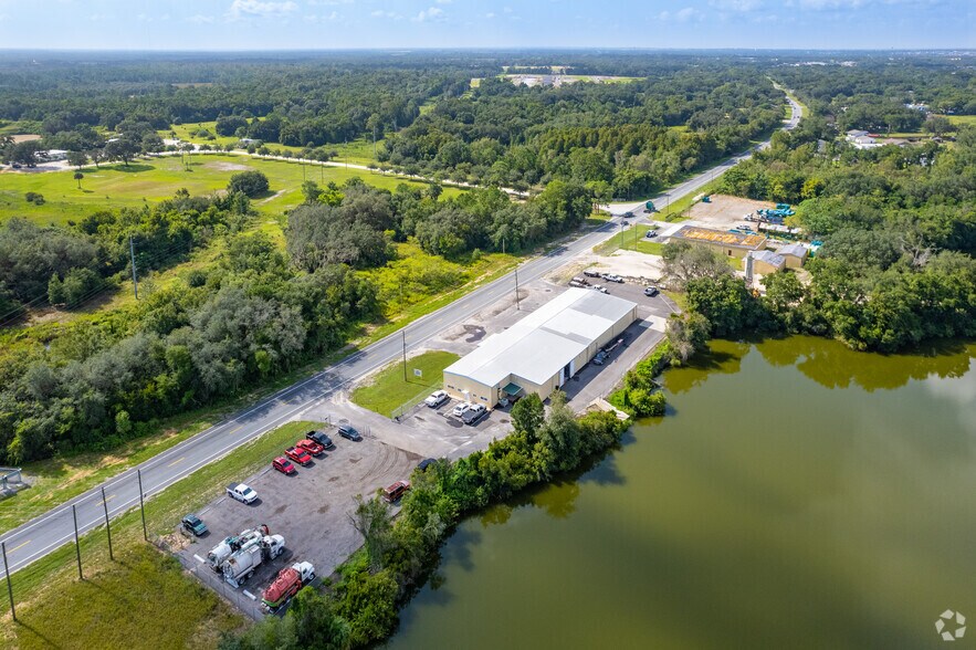 More Photos Of 1925 US Highway 17 92, Davenport Warehouse For Sale