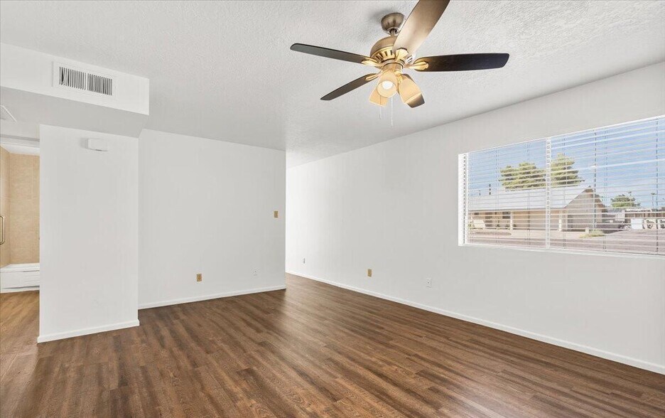 More Photos Of 1313-1317 1321 E. Carol Ave, Phoenix Apartments For Sale