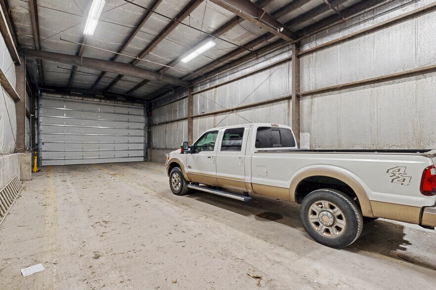 More Photos Of 777 Weaver Blvd, Wapello Industrial For Sale
