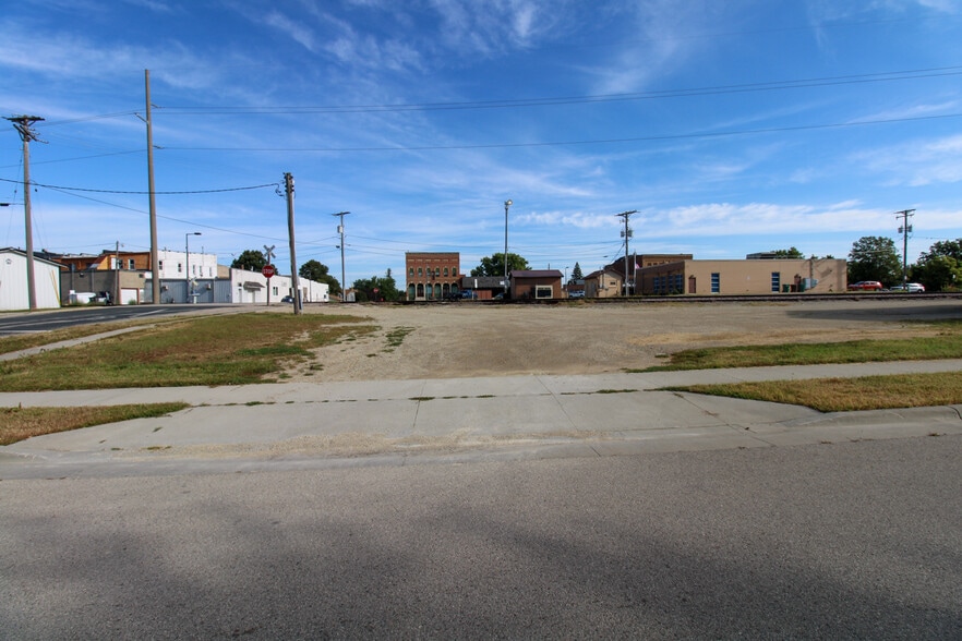 More Photos Of 14 1st SE st, Dodge Center Industrial For Sale