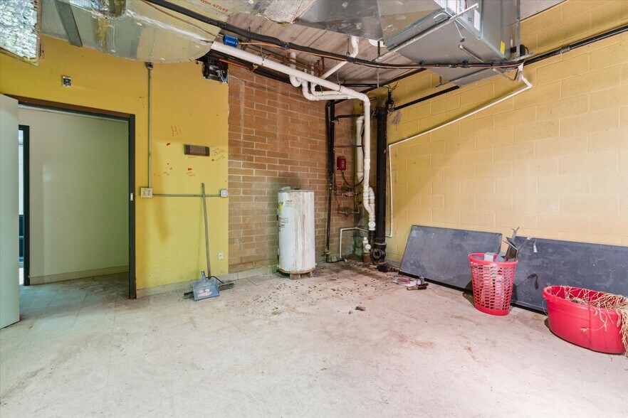 More Photos Of 3333 Brecksville Rd, Richfield Office For Sale