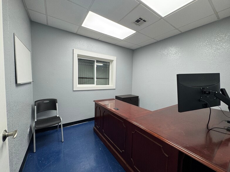 More Photos Of 3444 3rd Ave S, Texas City Manufacturing For Lease
