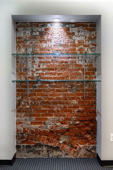 More Photos Of 632 Russell St, Covington Research And Development For Sale