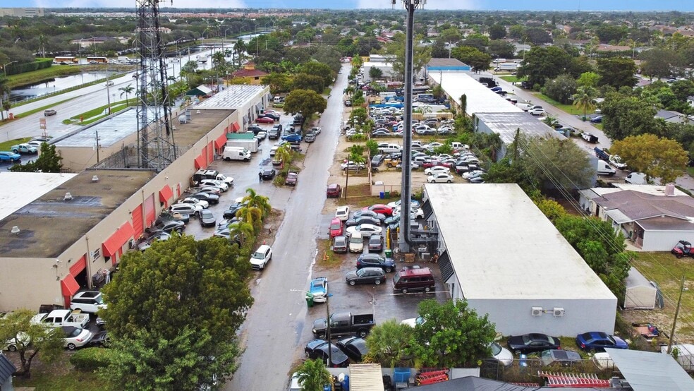 More Photos Of 1901 SW 100th Ter, Miramar Warehouse For Lease
