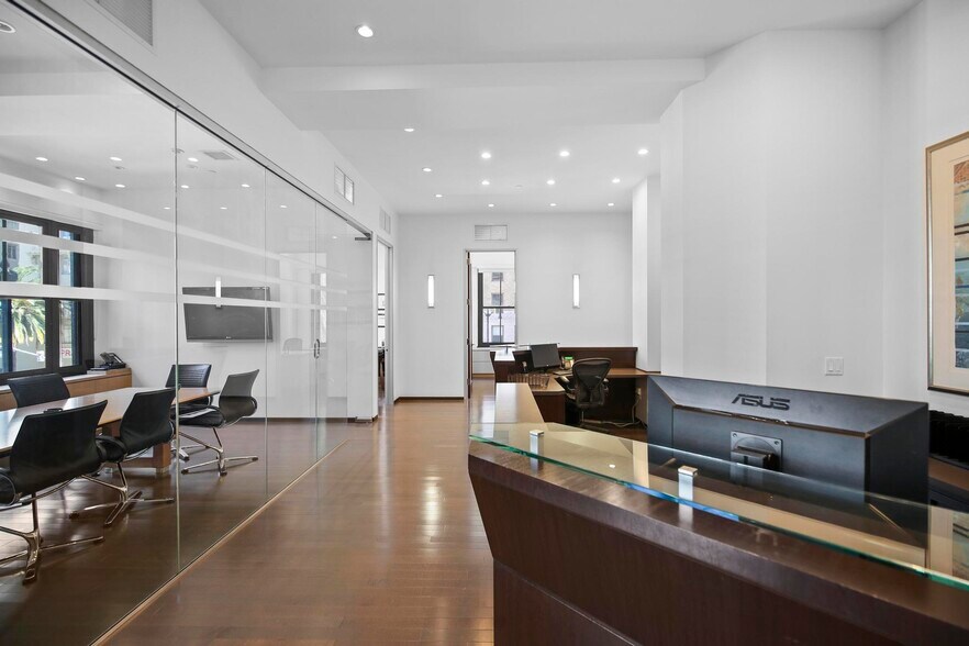 More Photos Of 1645 Vine St, Hollywood Loft Creative Space For Lease