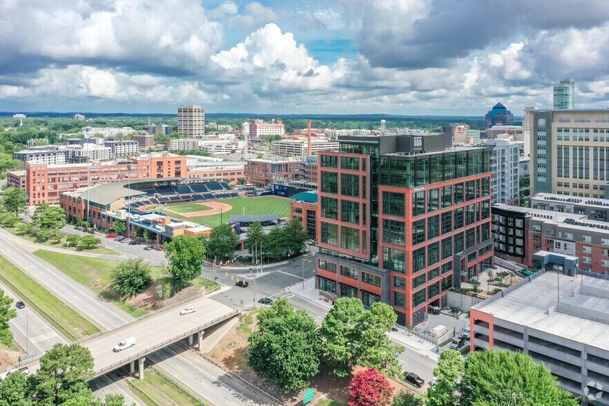 More Photos Of 555 S Mangum St, Durham Coworking Space