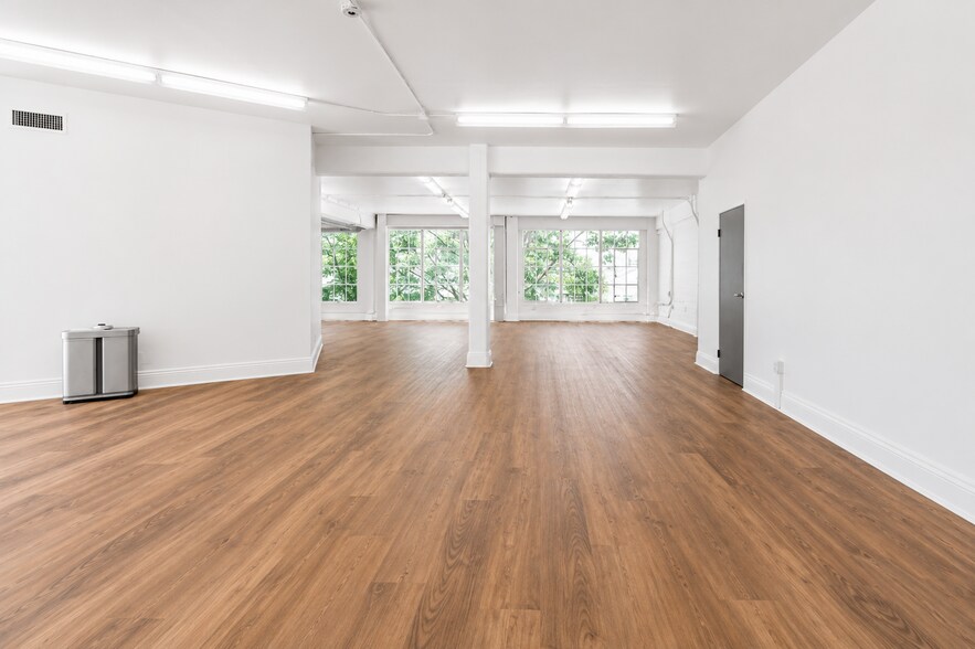 More Photos Of 797-799 Bryant St, San Francisco Storefront Retail Office For Lease