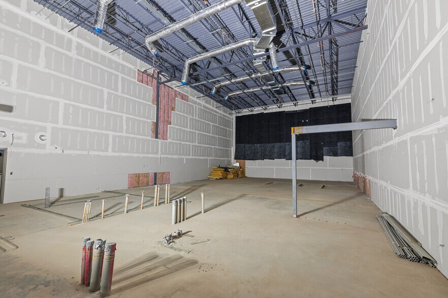 More Photos Of 8501 Auburn Blvd, Citrus Heights Freestanding For Sale