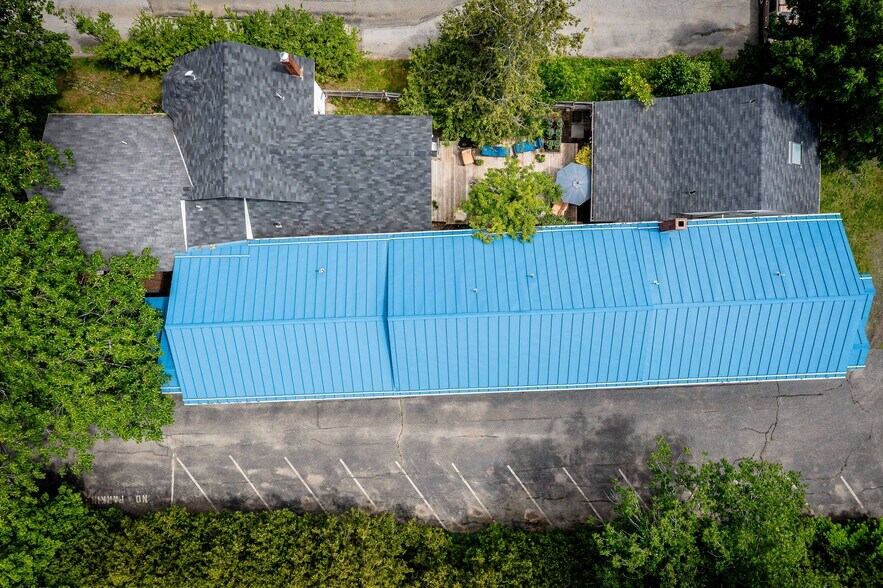 More Photos Of 68 Elm St, Camden Hotel For Sale