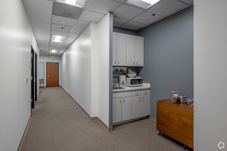 More Photos Of 23120 Alicia Pky, Mission Viejo Medical For Lease