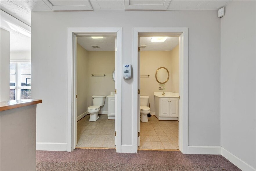 More Photos Of 13105 Booker T Washington Hwy, Hardy Freestanding For Lease