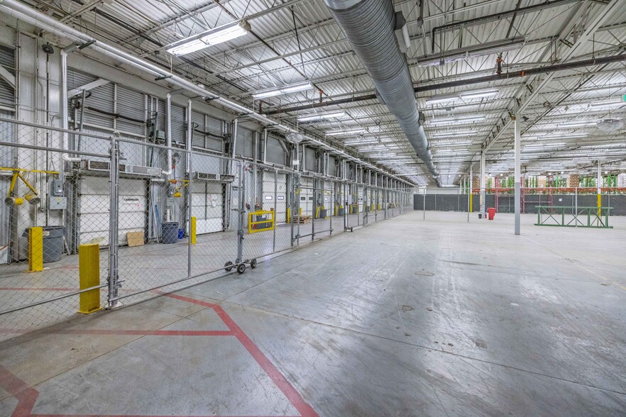 More Photos Of 108 Monticello Rd, Weaverville Manufacturing For Lease