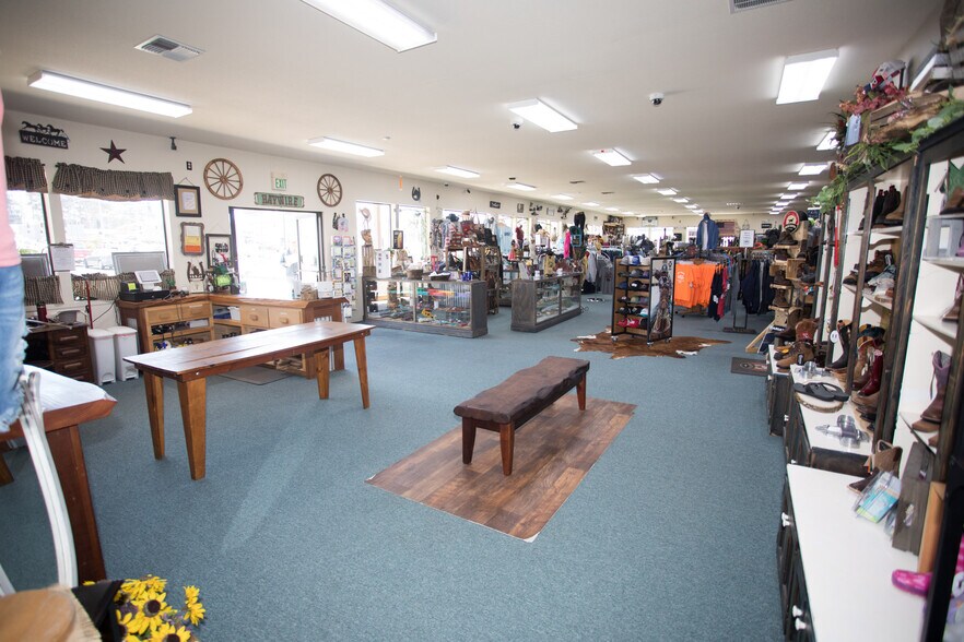 More Photos Of 151 W Elm St, Fort Bragg General Retail For Sale
