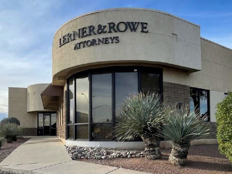 More Photos Of 2323 N Campbell Ave, Tucson Coworking Space