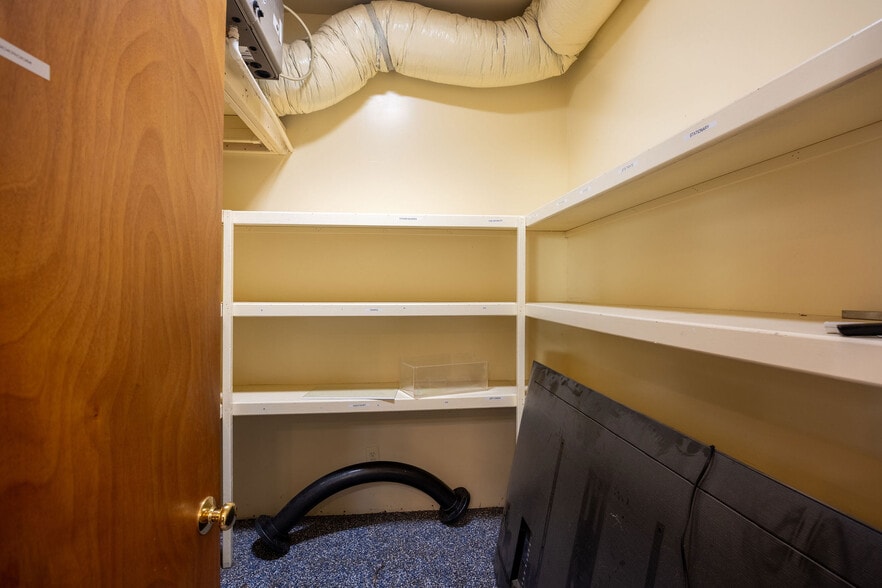 More Photos Of 313-323 Princeton Ave, Half Moon Bay Service For Lease