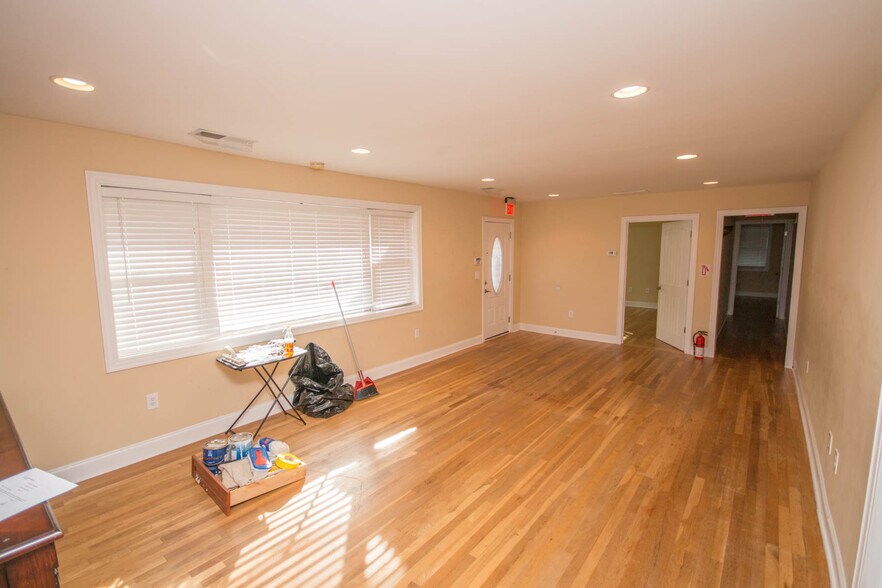 More Photos Of 2642 Loganville Hwy, Grayson Office Residential For Sale