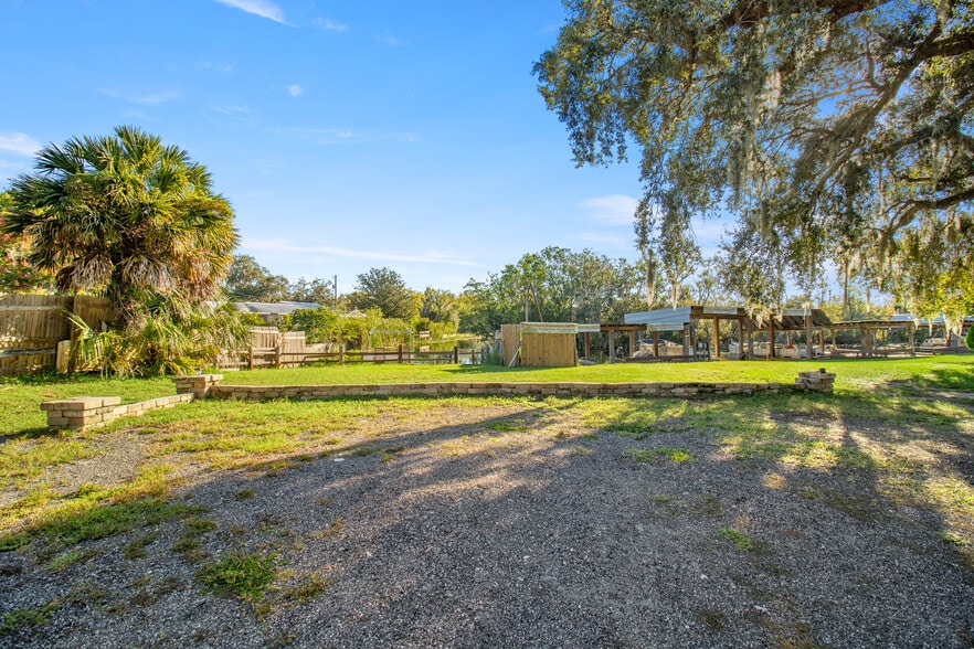 More Photos Of 6808 Lake Griffin Rd, Lady Lake Hotel For Sale