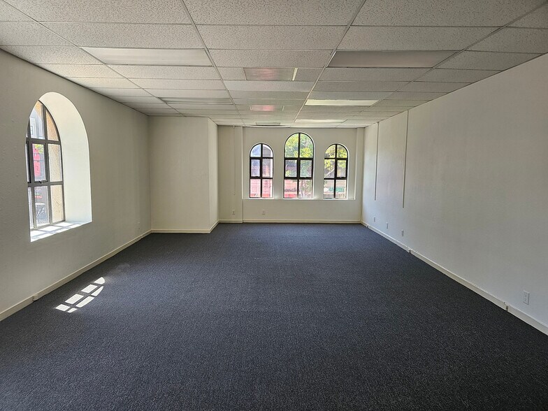 More Photos Of 215-227 S B St, San Mateo Storefront Retail Office For Lease