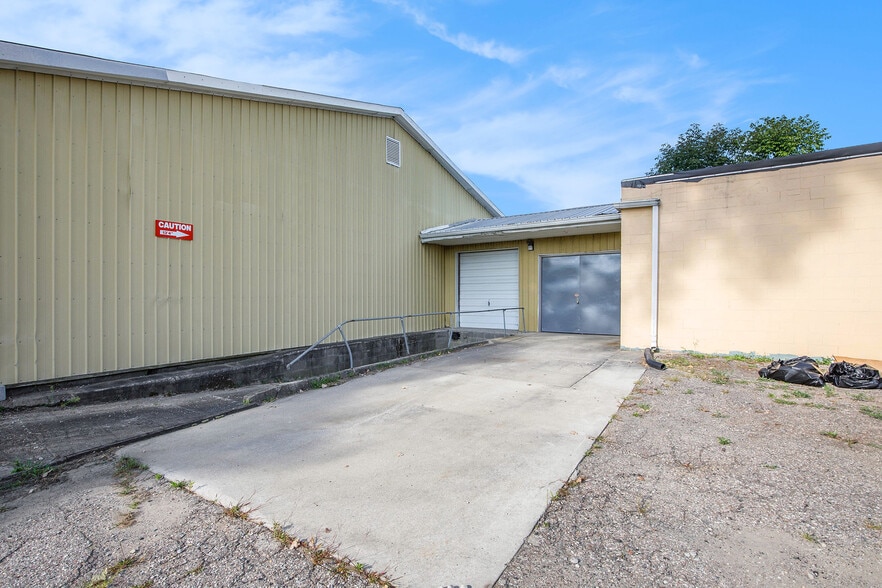 More Photos Of 3344 E Bristol Rd, Burton Warehouse For Sale