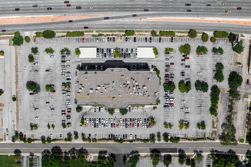 More Photos Of 4400 NW Loop 410, San Antonio Unknown For Lease