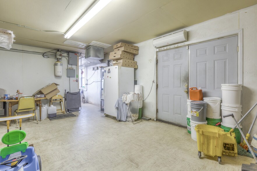 More Photos Of 29301 Hwy 82 Hwy, Park Hill Restaurant For Sale