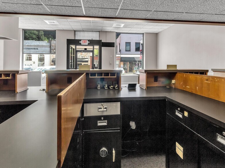 More Photos Of 624 W Main St, Sylva Bank For Sale